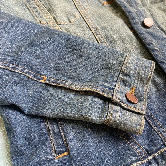 GAP Bleached Wash Denim Jacket Size L - Picture 4 of 4